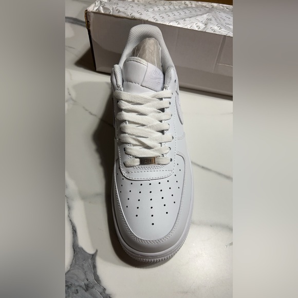 Nike af1 10.5 Brand new - Picture 3 of 3